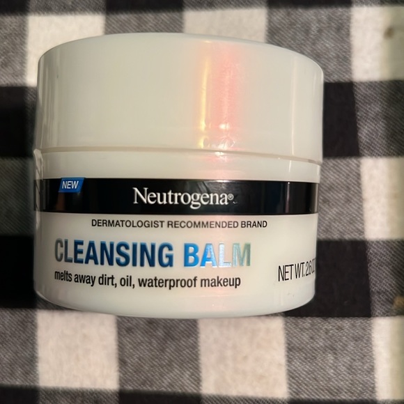 Neutrogena bundle - Picture 2 of 4